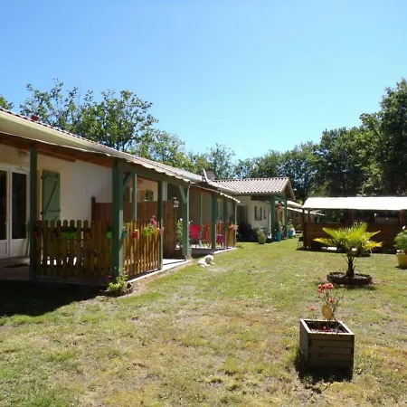 Gastes, 2 Pièces, 4 Personnes - Fr-1-360-666 Gastes
