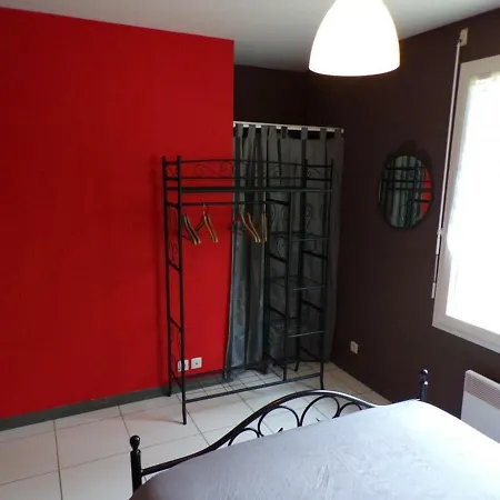 Gastes, 2 Pièces, 4 Personnes - Fr-1-360-666 *